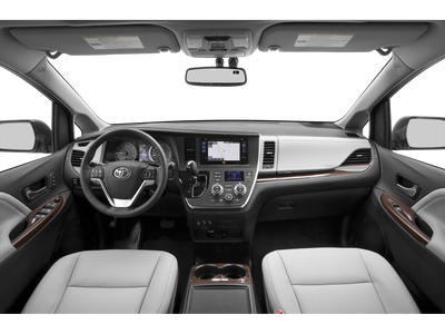 2015 Toyota Sienna XLE Minivan 4D