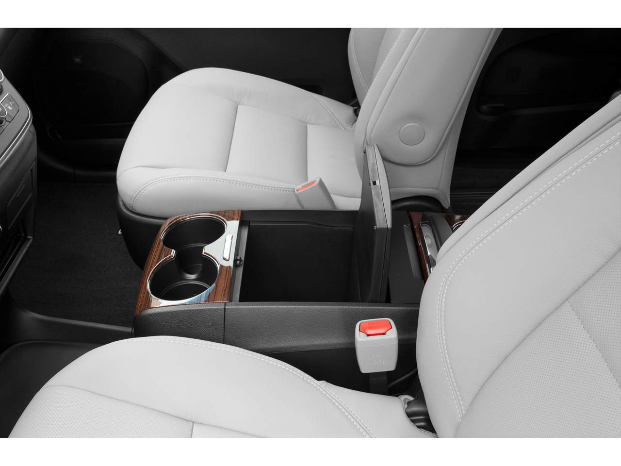 2015 Toyota Sienna XLE Minivan 4D