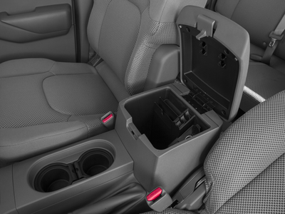 2016 Nissan Frontier Crew Cab SV Pickup 4D 5 ft
