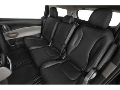 2027 Kia Carnival Hybrid LXS Van 4D