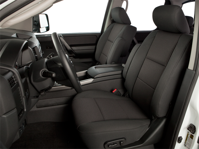 2013 Nissan Titan Crew Cab SV Pickup 4D 5 1/2 ft