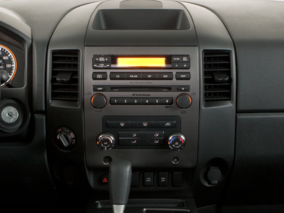 2013 Nissan Titan Crew Cab SV Pickup 4D 5 1/2 ft