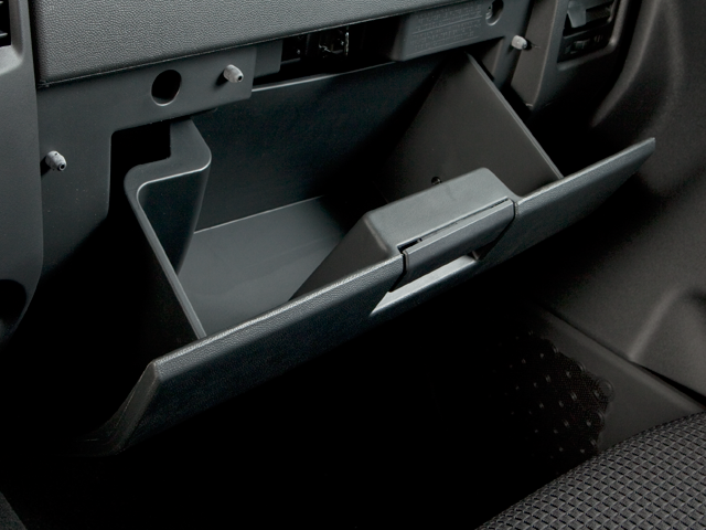 2013 Nissan Titan Crew Cab SV Pickup 4D 5 1/2 ft