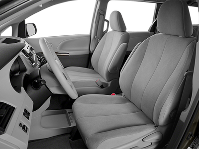 2014 Toyota Sienna XLE Minivan 4D