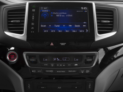 2016 Honda Pilot Touring Sport Utility 4D