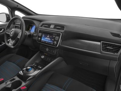 2018 Nissan LEAF SV Hatchback 4D