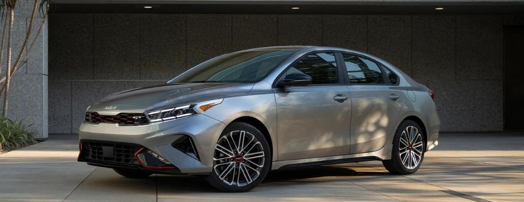 Front quarter view of the 2022 Kia Forte