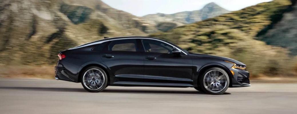 2023 Kia K5 side view