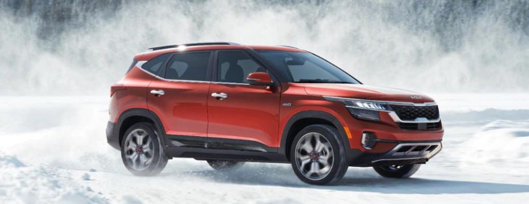 2023 Kia Seltos on the snow