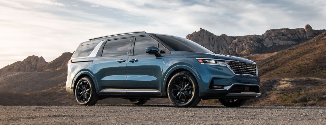 Side View of the 2024 Kia Carnival