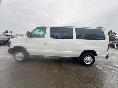 2012 Ford E150 Passenger XL Van 3D