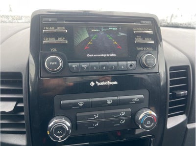 2013 Nissan Titan Crew Cab SV Pickup 4D 5 1/2 ft