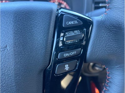 2023 Nissan Frontier Crew Cab PRO-4X Pickup 4D 5 ft