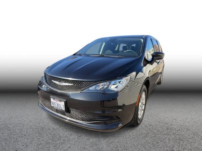 2023 Chrysler Voyager LX Van 4D