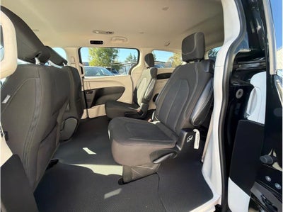 2023 Chrysler Voyager LX Van 4D