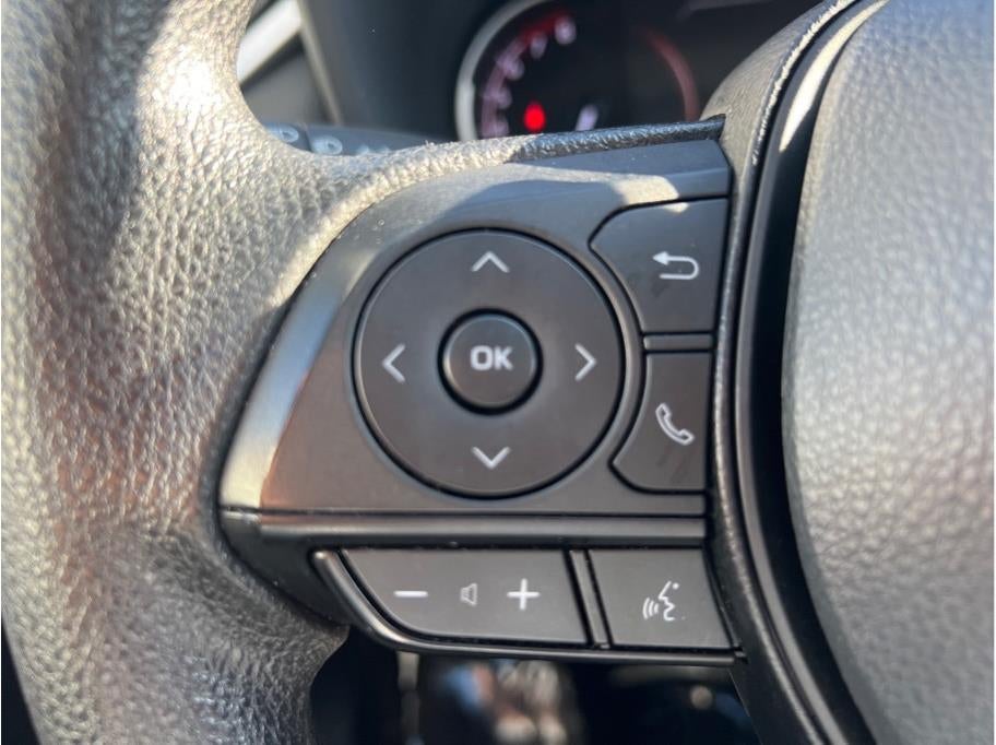 2024 Toyota RAV4 XLE Sport Utility 4D