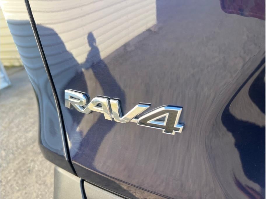 2024 Toyota RAV4 XLE Sport Utility 4D