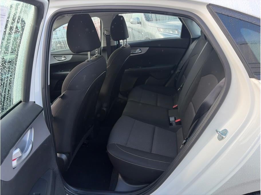 2023 Kia Forte LXS Sedan 4D