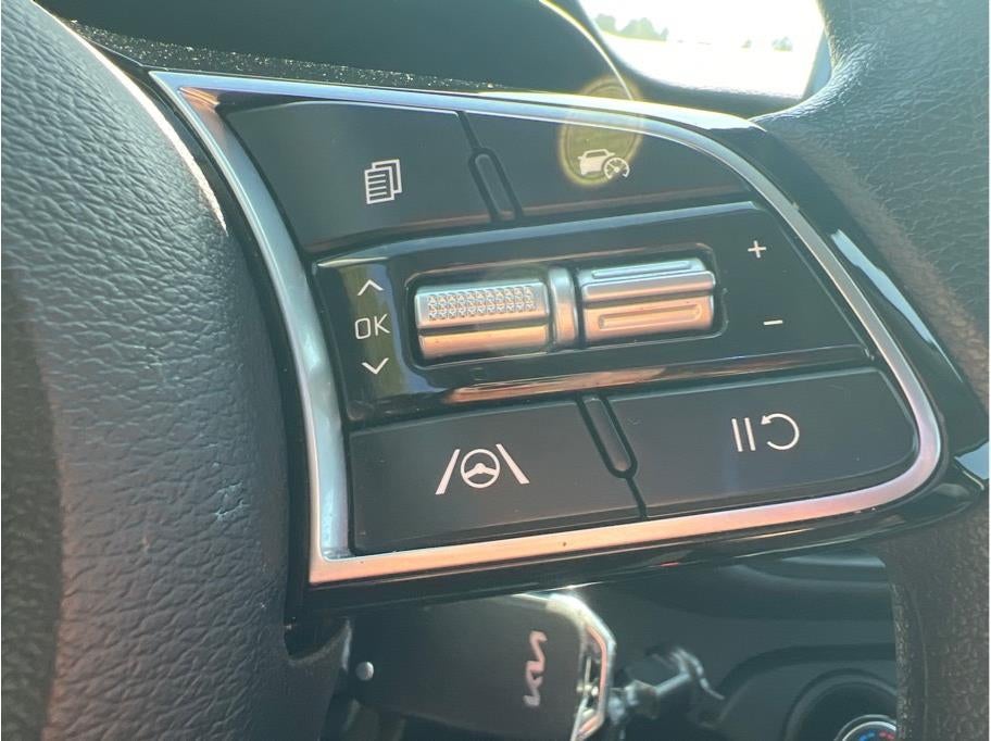 2024 Kia Forte LXS Sedan 4D