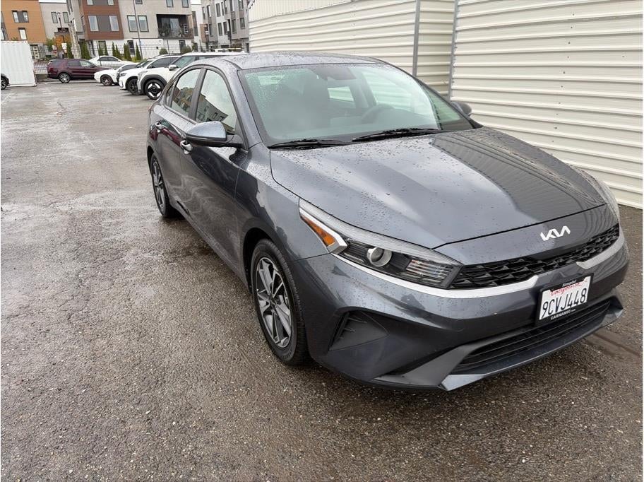 2022 Kia Forte LXS Sedan 4D