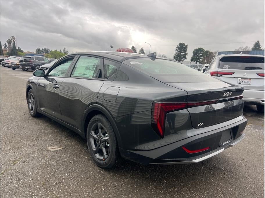 2026 Kia K4 LX Sedan 4D