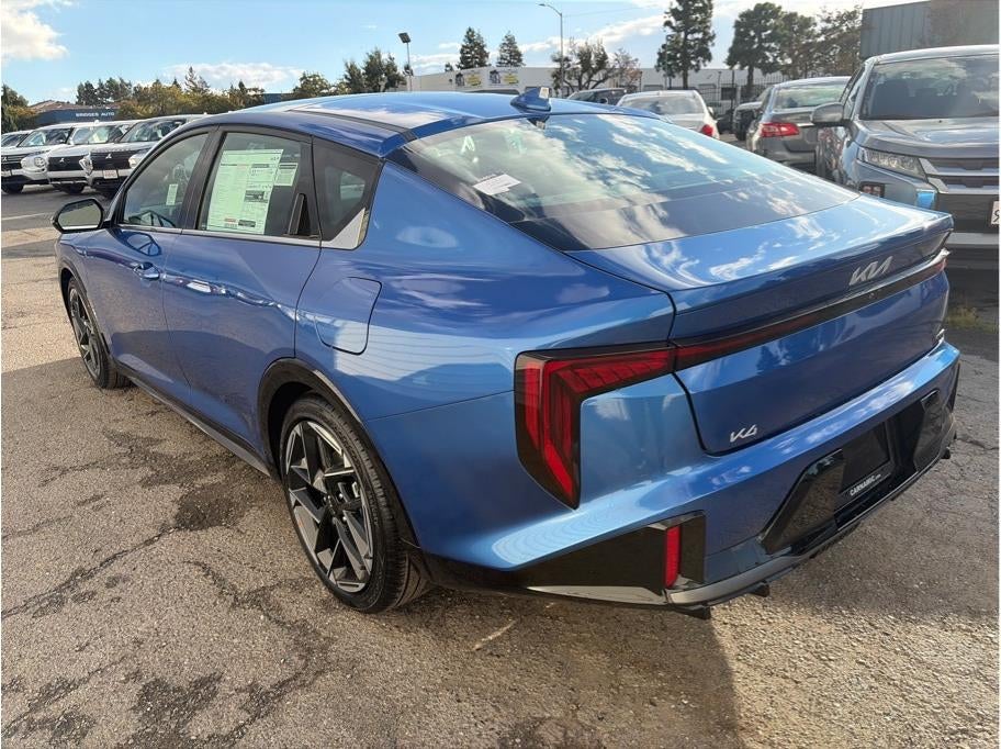 2025 Kia K4 GT-Line