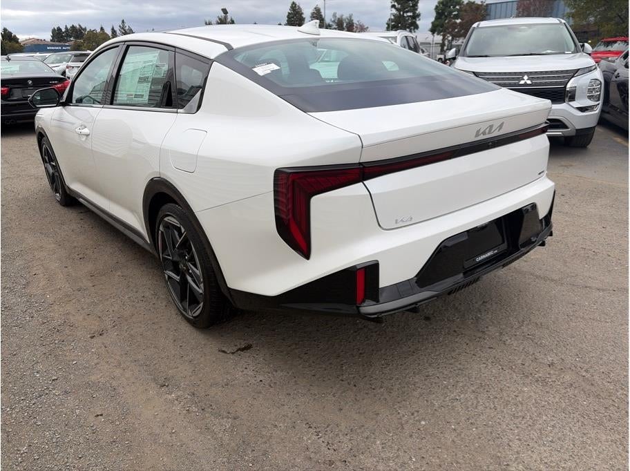 2025 Kia K4 GT-Line