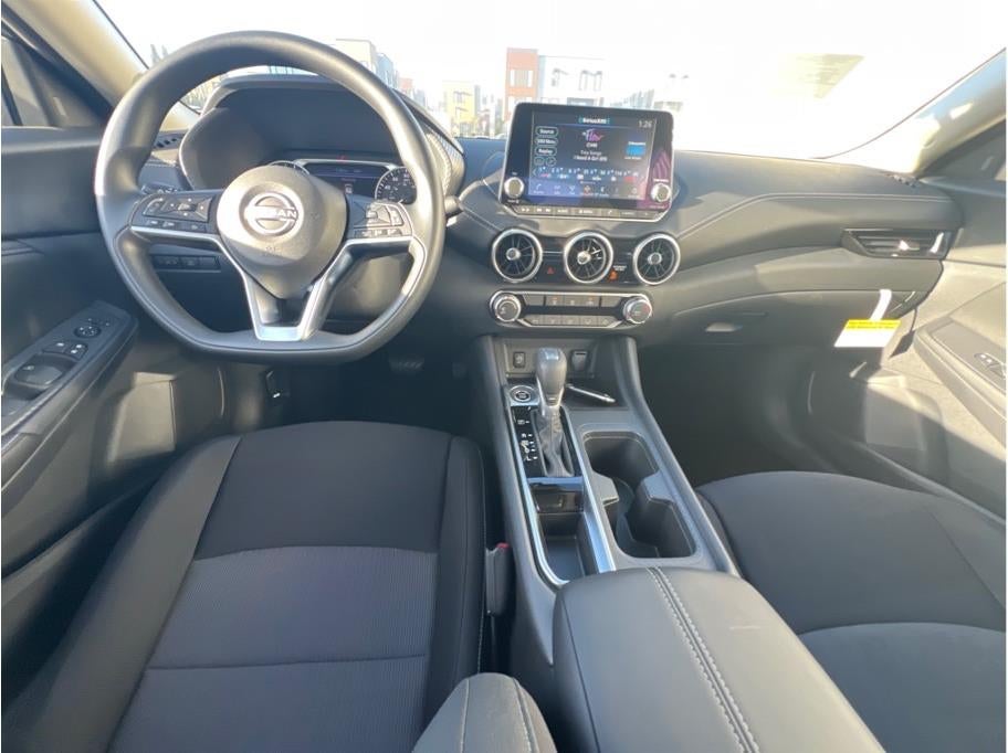 2025 Nissan Sentra SV Sedan 4D