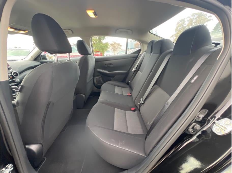 2025 Nissan Sentra SV Sedan 4D