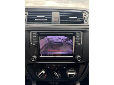 2017 Volkswagen Jetta 1.4T SE Sedan 4D