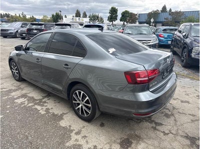 2017 Volkswagen Jetta 1.4T SE Sedan 4D