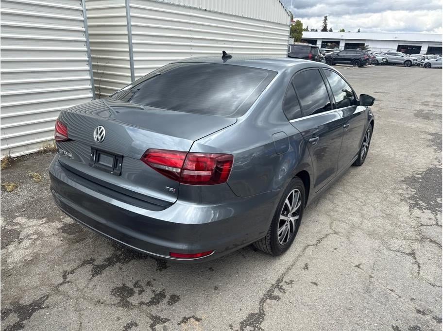 2017 Volkswagen Jetta 1.4T SE Sedan 4D