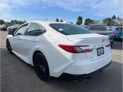 2025 Toyota Camry SE Sedan 4D