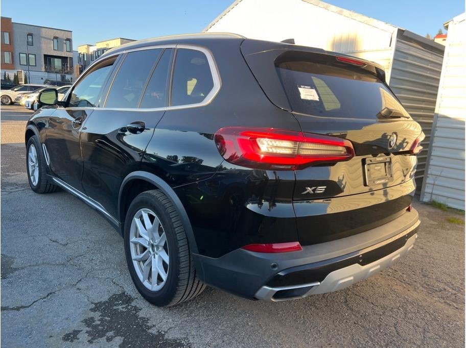 2021 BMW X5 sDrive40i Sport Utility 4D