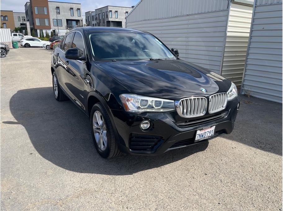 2016 BMW X4 xDrive28i Sport Utility 4D