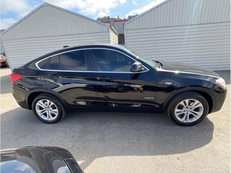 2016 BMW X4 xDrive28i Sport Utility 4D