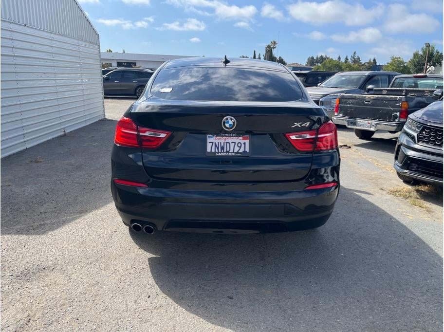 2016 BMW X4 xDrive28i Sport Utility 4D
