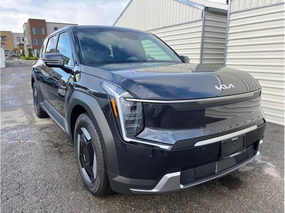 2026 Kia EV9 Light Long Range