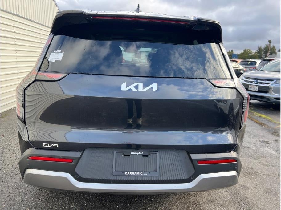 2026 Kia EV9 Light Long Range