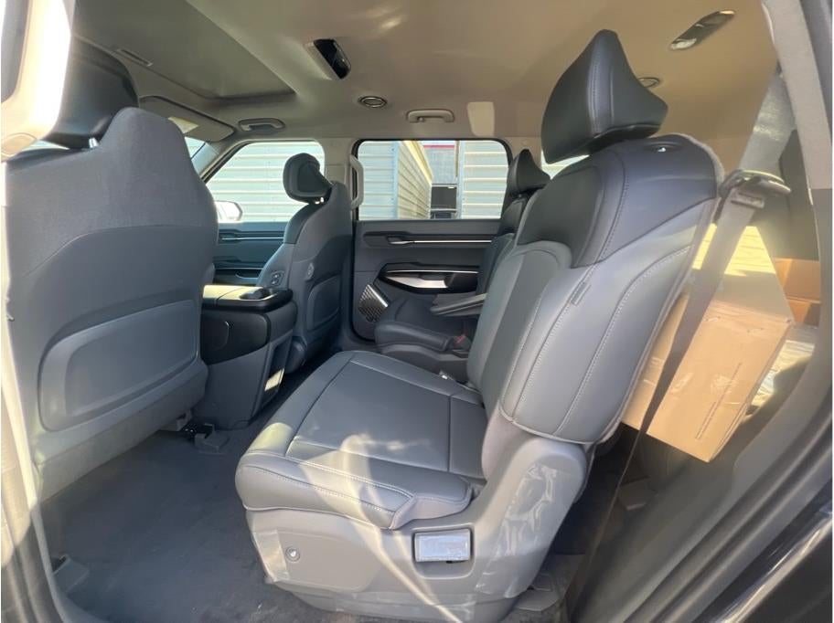 2026 Kia EV9 Light Long Range