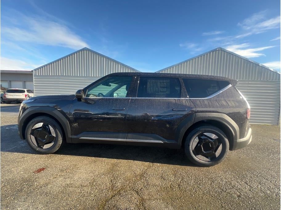 2026 Kia EV9 Light Long Range