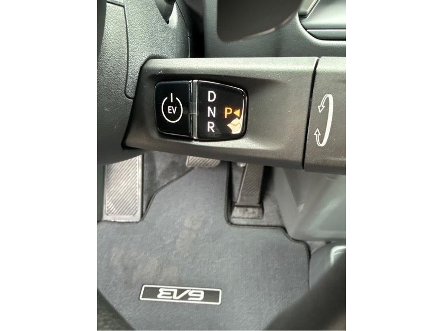 2026 Kia EV9 Light Long Range