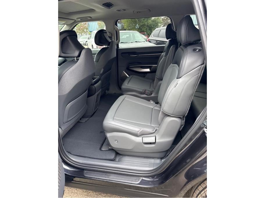 2026 Kia EV9 Light Long Range