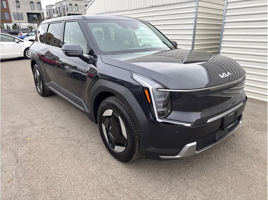 2026 Kia EV9 Light Long Range