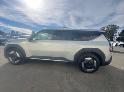 2026 Kia EV9 Light Long Range