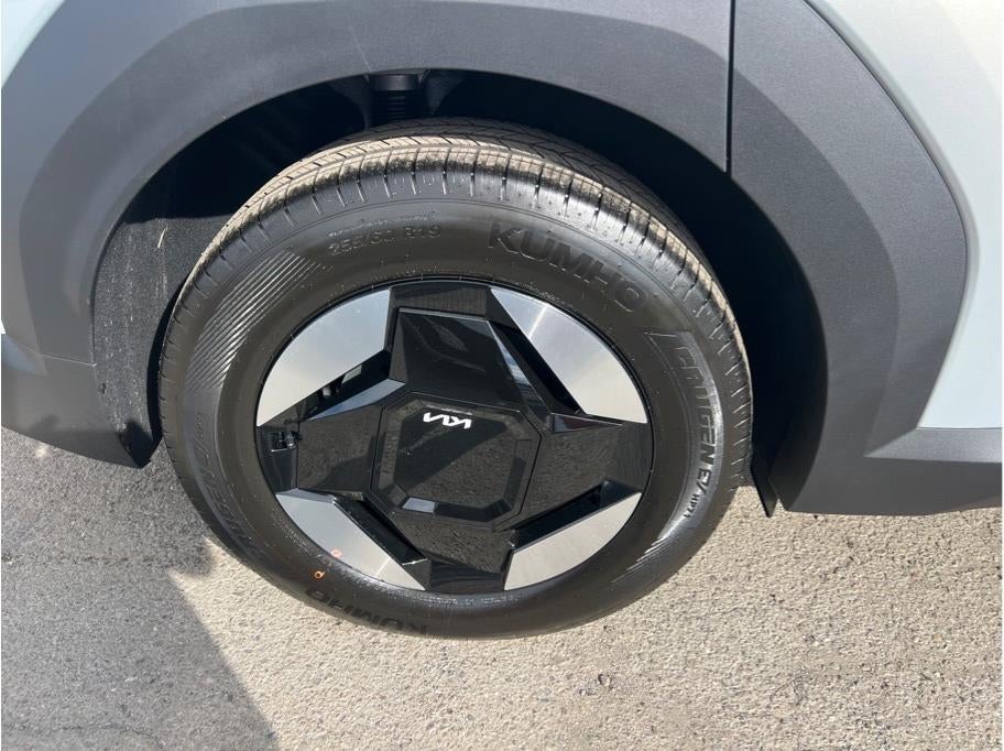 2026 Kia EV9 Light Long Range