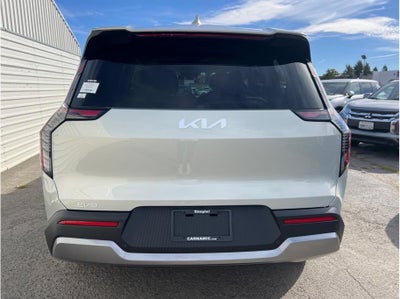 2026 Kia EV9 Light Long Range