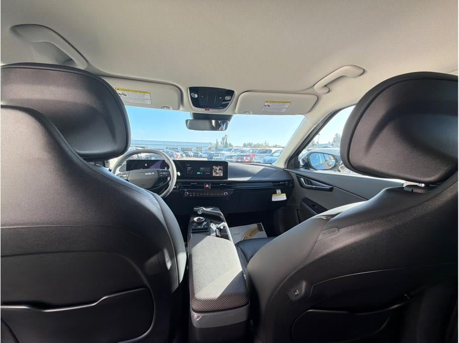 2025 Kia EV6 Wind