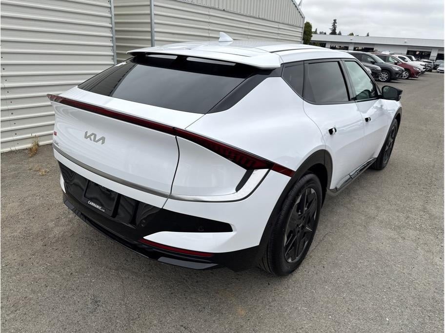 2025 Kia EV6 Wind
