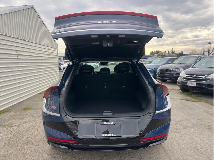 2025 Kia EV6 Wind
